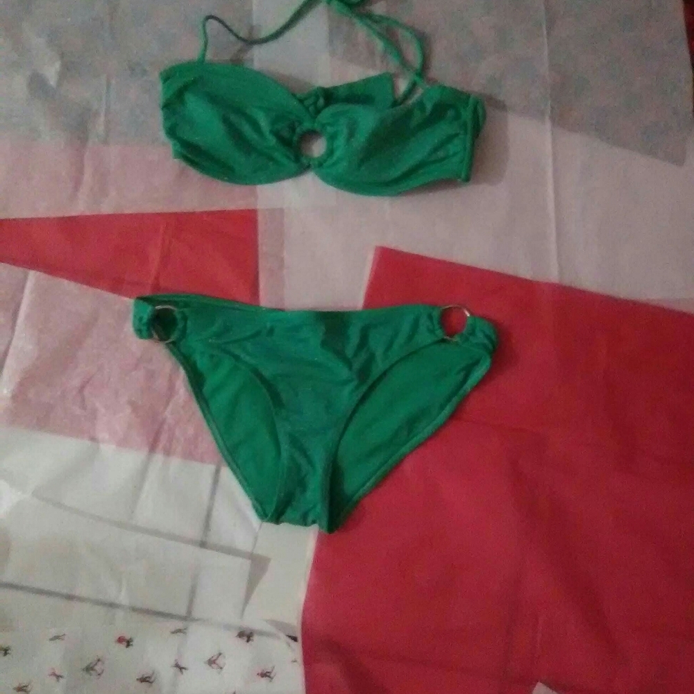 🟢 JOE BOXER 2 pc Green Swimsuit